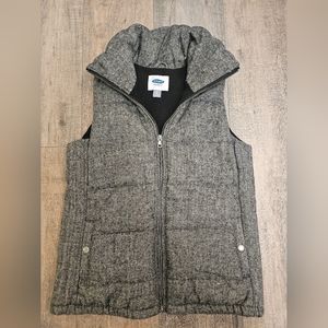 Women's Old Navy puffer vest